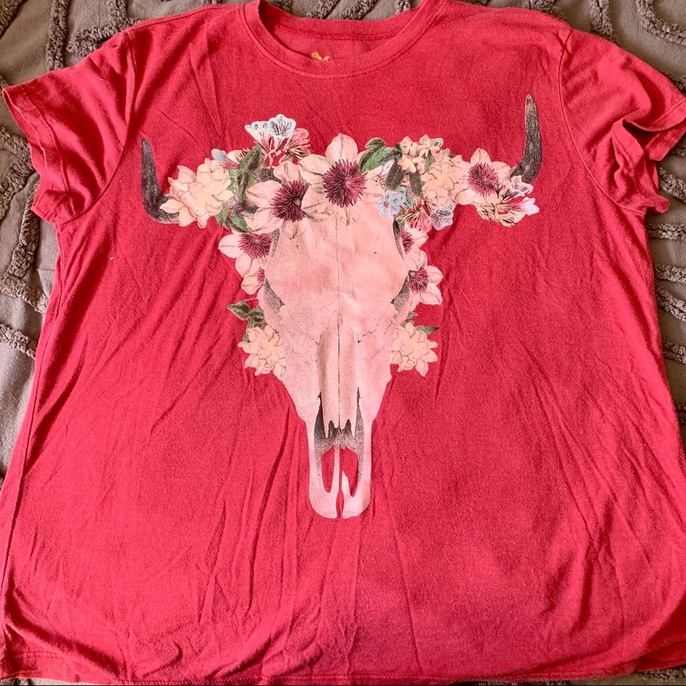 SMYM berry bull graphic tee